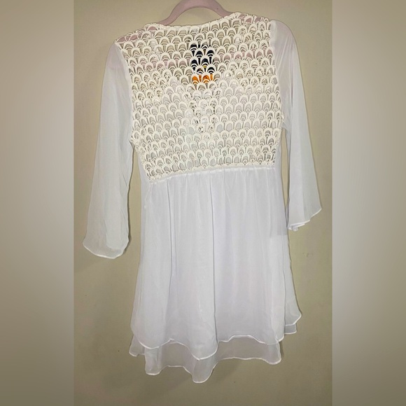 White Sheer Tunic Top w/ Lace Crochet Detailing Women’s Medium by Monoreno - Picture 6 of 8
